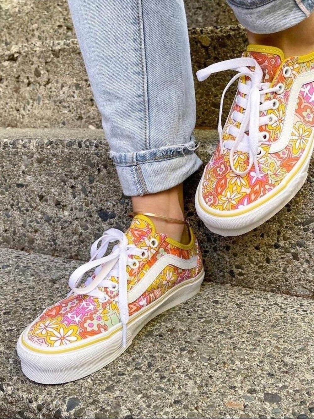 Women’s Psychedelic Resort Old Skool Sneakers